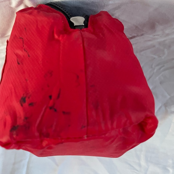 MZ Wallace Red and Black Graffiti Hearts Quilted Women's Cosmetic Bag Pouch Set - Picture 6 of 7